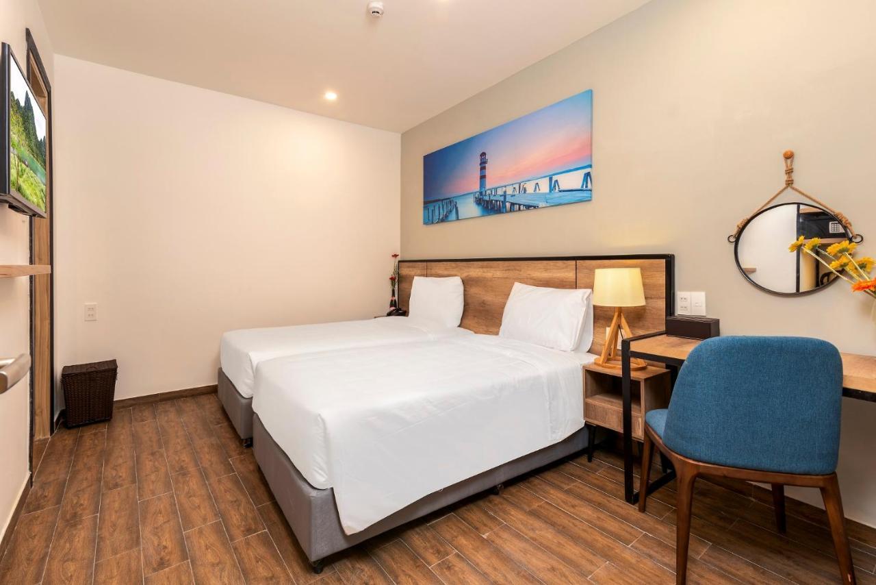 Golden Lotus Central Hotel Nha Trang Dış mekan fotoğraf