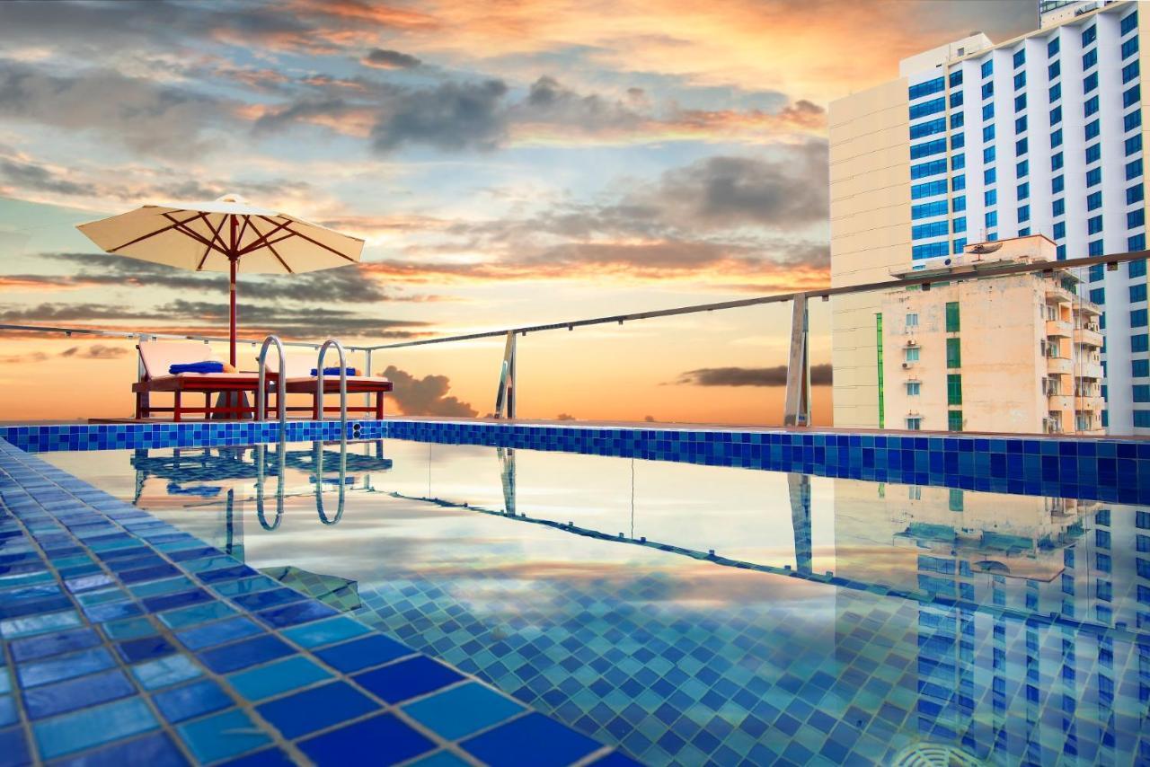 Golden Lotus Central Hotel Nha Trang Dış mekan fotoğraf
