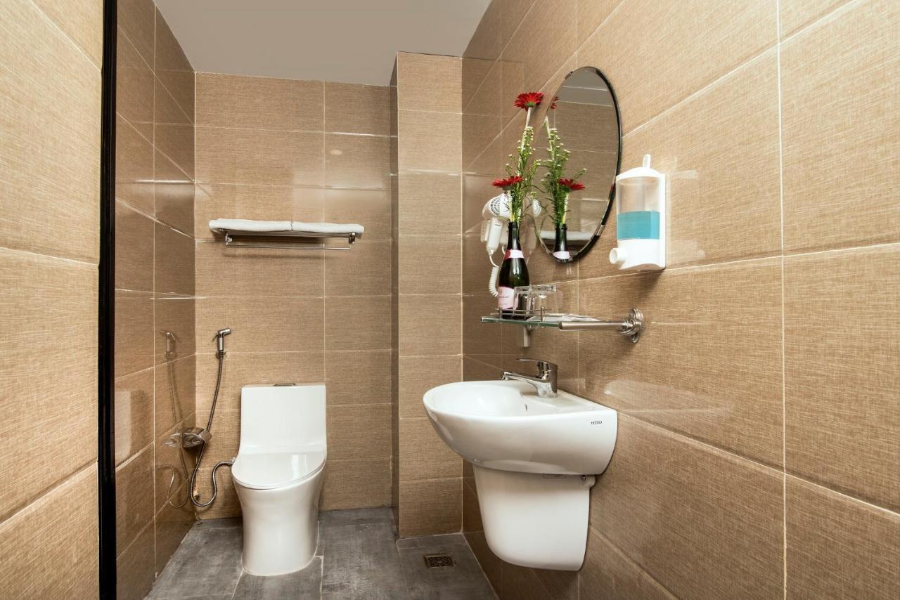 Golden Lotus Central Hotel Nha Trang Dış mekan fotoğraf